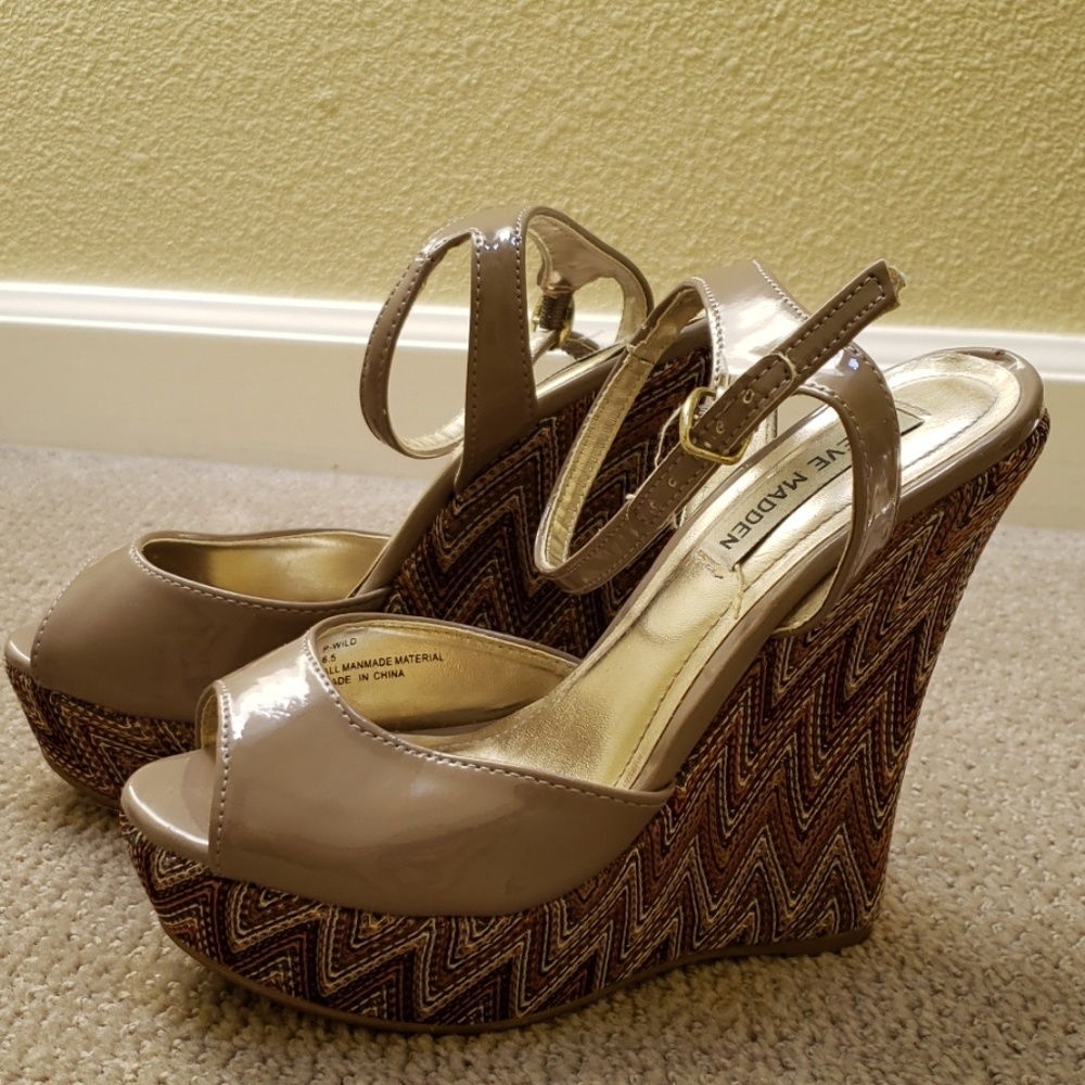 Steve Madden Wedges